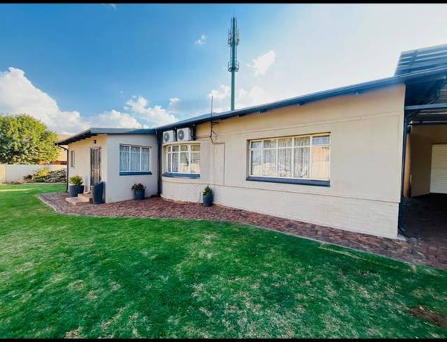 4 BEDROOM HOUSE FOR SALE IN NORTHMEAD